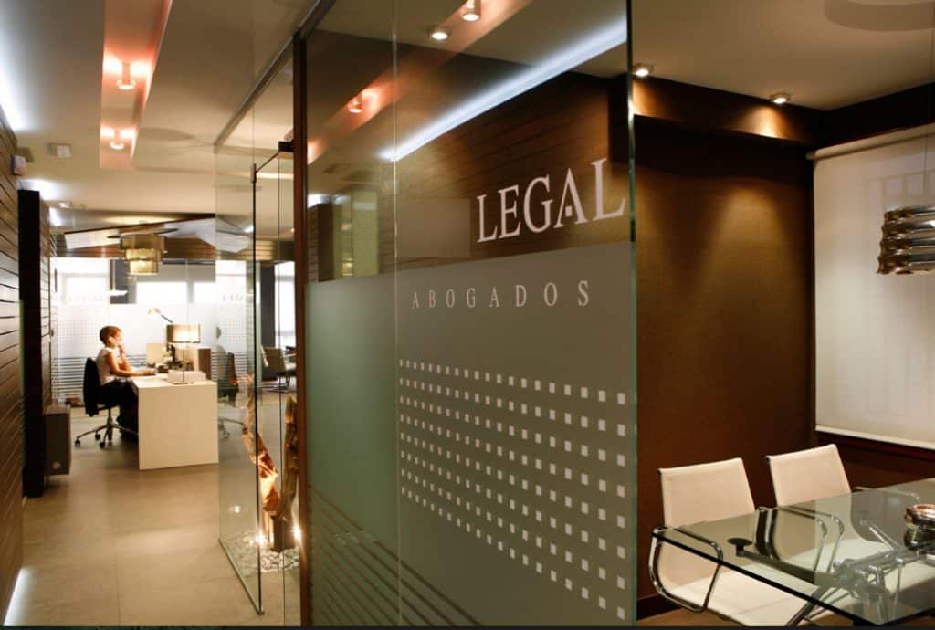 La Mejor Oficina Legal de Abogados Especialistas en Asuntos Legales de Accidentes en La Verne California